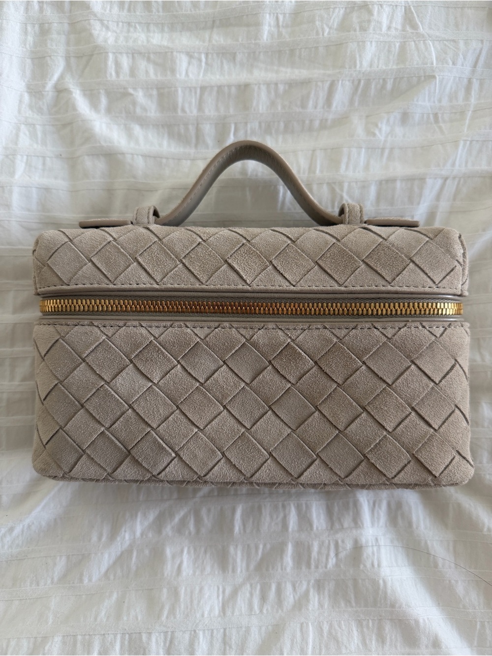 BRAND NEW! Bottega Veneta Beige ECRU/GOLD Intrecciato Top-Handle Crossbody